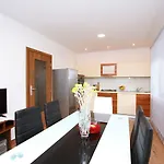 Anica Apartment Trogir