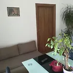 Anica Apartment *